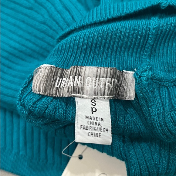 NWT Urban Outfitters Aria Ribbed Cutout Turtleneck Sweater in Teal - Picture 6 of 7